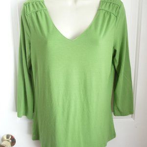 Talbots Top Shirt  M Vibrant Green Gathered Shoulders 3/4 Sleeves Rayon Spandex